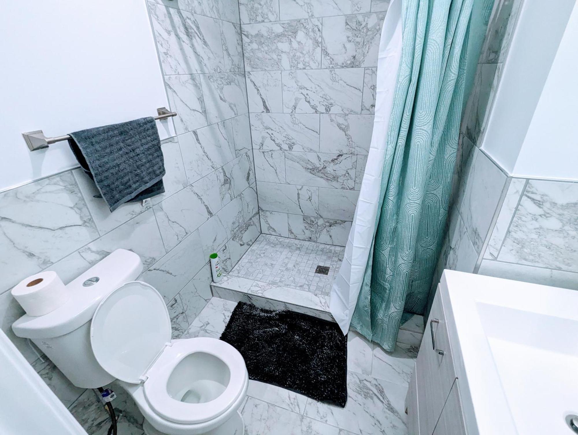 Luxurious 3 Bedroom Apt With A Beautiful Balcony Washington Zimmer foto